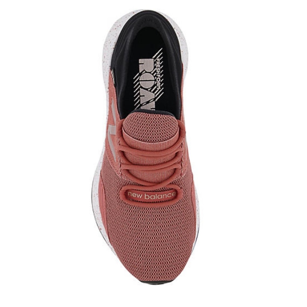 BRAND NEW NEW BALANCE WOMENS FRESH FOAM ROAV RUNNING SHOE - CHAMPAGNE - Picture 5 of 5
